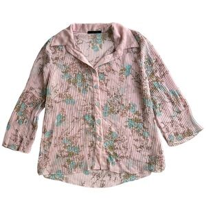 Pink Lipslide Floral Button up Top